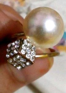 Pearl &amp; Rhinestone Ring