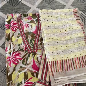Floral Print Kurta with Striped Pants
