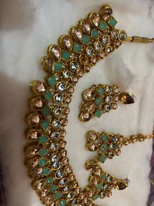 Beautiful Set With Earrings And Mang Tika