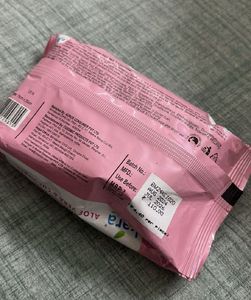Kara Refresh Wipes - 25 Count
