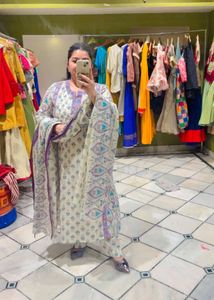 Beautiful Ethnic Kurta Set with Dupatta
