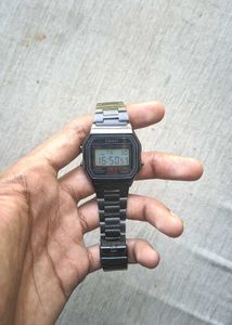 Mint Condition Digital Watch🎀