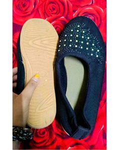 Mojari For Women