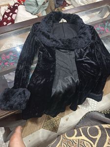 Elegant Black Velvet top/short dress with Faux Fur