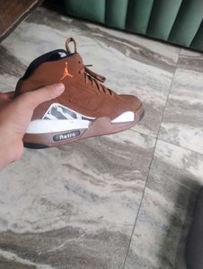 Retro Jordan Sneakers