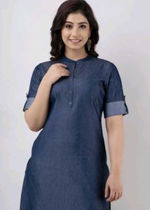 Denim shirt with floral tag