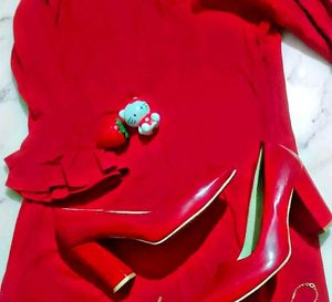 Chic 🍒  red Heels 👠 and Bell Sleeve Mini Dress