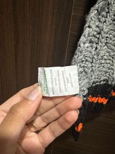 New Stylish Knitted Beanie Scarf 🧣
