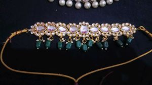Elegant Kundan &amp; Pearl Jewellery Set