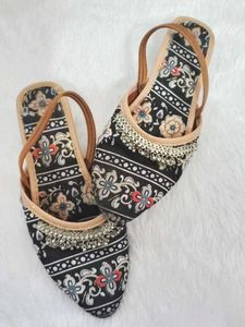 Floral Beautiful Heel 💖