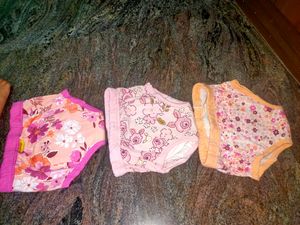 Born babies Kids Padded Underwear ( 2-3 Yrs )For Sale.New Not Used            (((( SET OF 3))))