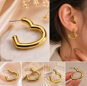 Chic Golden Heart Hoop Earrings💛