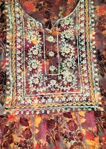 Embroidered Floral Kurta