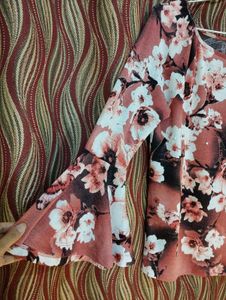 Floral Print Boat Neck Top