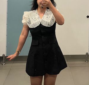 Chic Black Dress with Lace Collar