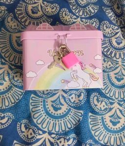 Bran New🦄 Unicorn 🦄 Shape Piggy Bank