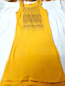 Chic Mustard Sleeveless Kurti – Brand New