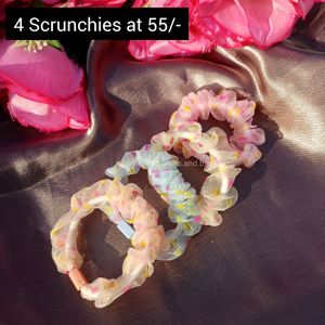 4 polka Dot Skinny Scrunchies NEW ✅