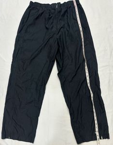 Nike Black Windbreaker Track Pants | Zip Ankle |