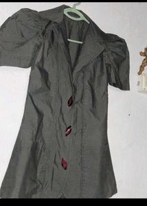 bundle of 4 clothes