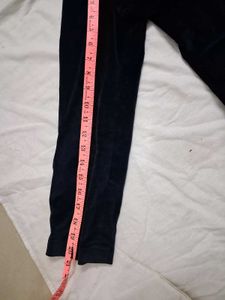 VELVET BLAZER