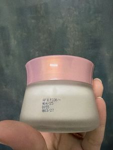 Pond's Bright Beauty Niacinamide Cream