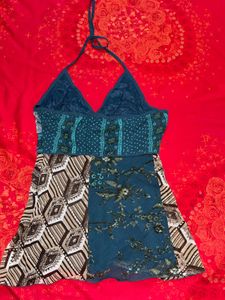 Vintage Y2K Halter Neck Top 🦋