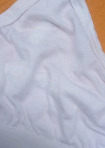 Bras - Black &amp; White - Size 32