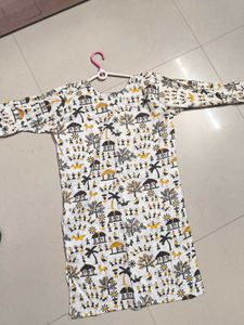 🤍Printed Short Kurti – New / Unused