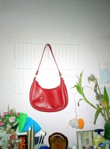 Chic Red Shoulder Bag