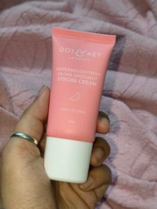 Dot &amp; Key Strobe Cream