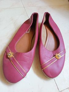 Chic Flat Shoes - Buy one Get 1 Free Offe