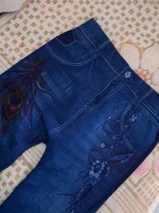 Peacock Print Blue jagging 💗