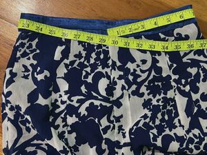 Chic Blue &amp; White Floral Print Skirt