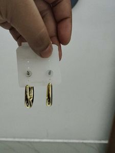 240.Chic Gold Hoop Earrings