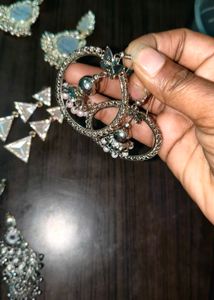 Elegant Jewelry Set with Earrings &amp; Ring