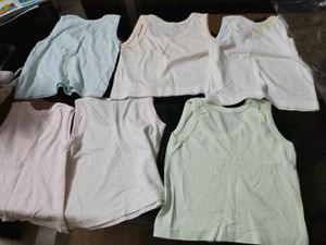 Baby's (0-1months) vests- set of 6