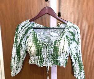 💥🆕️ Tie-N-Die Padded Crop Top