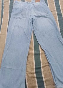 Light Wash Wide Leg Jeans