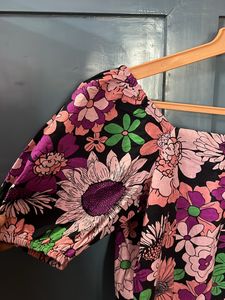Retro Floral Puff Sleeve Top