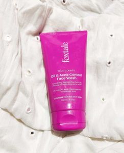 Foxtale Oil & Acne Control Face Wash 💗🧴