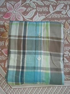 Men's Plaid Button-Up Shirt