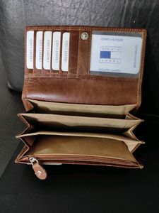 TOMMY HILFIGER LEATHER GIFT BOX