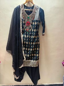 Elegant Black & Gold Salwar Suit