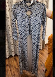 Stylish Printed gown(shrug)  with Zipper