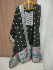Elegant Black &amp; Silver Kurta Set