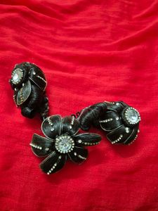 Elegant Hair Bun Accessory with Rhinestones