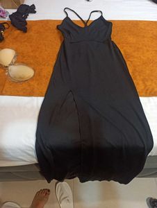Stylish Black Maxi Dress with Slit