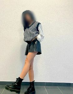 Houndstooth Sweater Vest - Chic &amp; Stylish