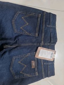 Trendy Men's Wrangler Jeans